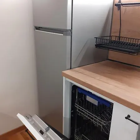 Apartment Statevi Guest 1 *