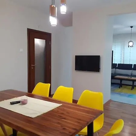 Apartment Statevi Guest 1