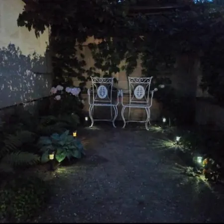 Apartament Statevi Guest 1 *