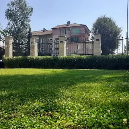 Apartament Statevi Guest 1